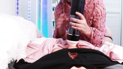 Your girlfriend gives you a masturbator from the BESTVIBE store guided straw roleplay english subtitles