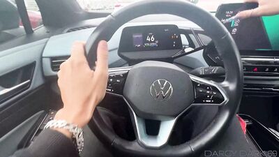 FUCKING IN A CITY TAXI WITH A DRIVER