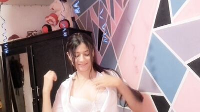 GIRL MASTURBATES IN HER GRANDPARENTS' HOUSE