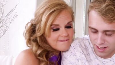Micky Lynn fucks her daughter's boyfriend