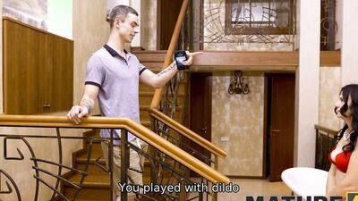 MATURE4K. Stepson has to give sexual pleasure to the mature beautys bush