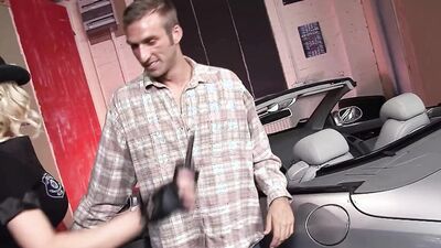 Bombshell MILF Police woman have Rough Sex with Thief in Roleplay Porn
