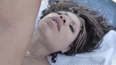 Evelyn Pink gets anal fucked on Malle