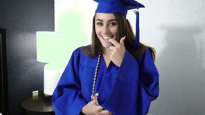 Step Sister Wants To Give Her Stepbro An Unforgettable Send Off Before He Leaves For College