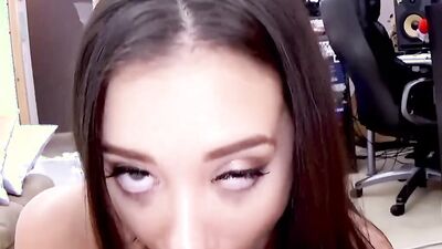 She goes to an Modeling audition but got fucked instead