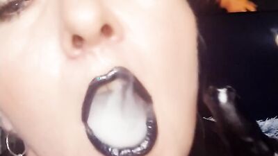Smoker Queen Joan's gloves Dunhill Black Chain Smoke - Human Ashtray Fantasy