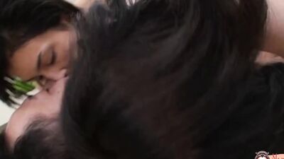 Agent calls over two mature women for a group sex threesome on yellow mattress