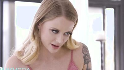 KINKY SPA - Paris White Shows Her Stepdad How Good She Is At Doing Massage With A Happy Ending