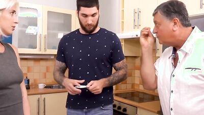 Daddy4K. Blonde Cheats On Boyfriend With His Dad Who Loves Cooking And Pussies