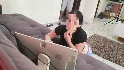 stepdaughter watched porn in the living room with her ass out, stepfather gradually gets closer with a hard dick!
