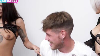 I FUCK HER STEPSON IN FRONT OF HER : SUGARBABESTV