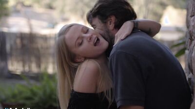 ADULTMOBILE - Paris White Has An Affair With Her Step Uncle & Often Rides Him In Her Mom's Bedroom