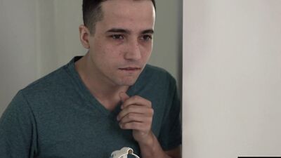 Stepbro asks Jazmin Luv & Claire Roos, "Are You a SPRINKLER or Tinkler?" -S19:E8