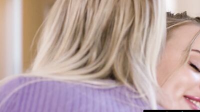 GIRLSWAY - Caring MILF Slimthick Vic Gets Emotional After Discovering Stepdaughter Kept Her Notes