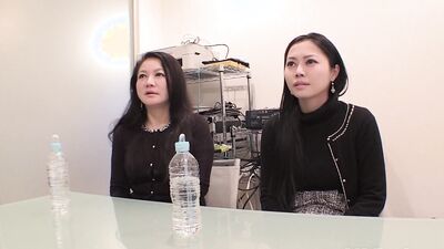 JAVHUB Japanese girl and her stepmother share a cock