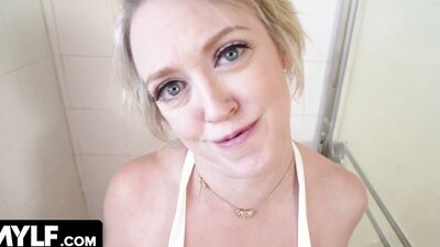 Big Assed Busty Slut Dee Williams Sucks Stepson's Cock While He's Doing His Chores
