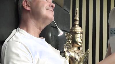Horny teenager begs old step dad for cum in her mouth
