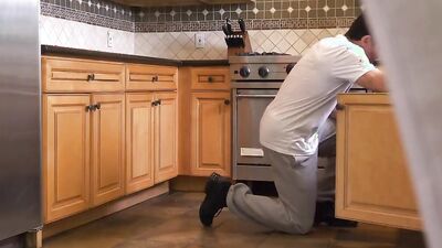 SPYFAM Step Daughter Takes Advantage Of Big Dick Step Dad
