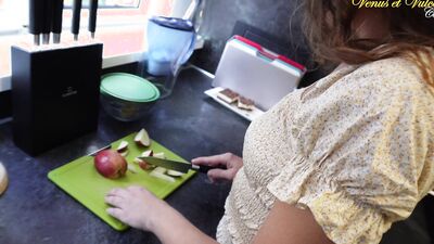 Risky Sex! Stepson fucks rough his Stepmom???? in the Kitchen, while dad was calling in the next room!