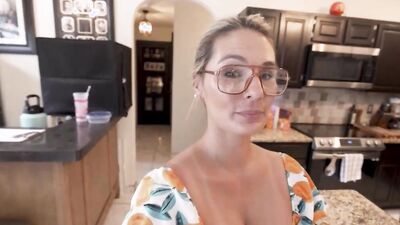 Siding With My Stepmom In The Divorce - Mandy Rhea