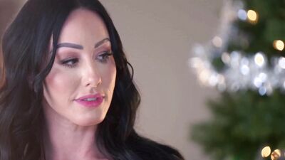 Stepmom Your Short Skirt Will Make You Trouble - Jennifer White
