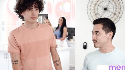 Trad Wives Danielle Renea & Sheena Ryder Show Stepsons the Perks of Being the Men of the House S4:E1