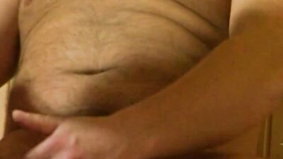 Grandma treats herself to a hot massage with a happy ending