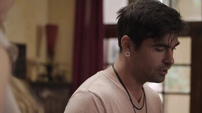 FAMILY XXX - Stepmom Jasmine Daze Is a Lucky Anal Squirting Treat