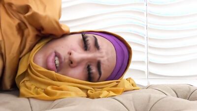 Sex With Muslims - Married Muslim Hijabi Stepsister Fucked By Her Visiting Brother