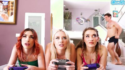Camsoda-Kinky Stepsister Gets Pussy Fucked - Violet Spice