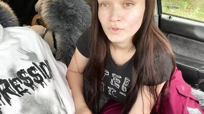Stepbrother Helps Stepsister to Record Her New Blog for Followers