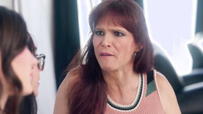 SHESEDUCEDME Stepmom Conversion Therapy